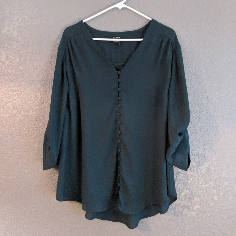 Torrid Dark Green Chiffon button down blouse